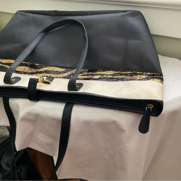 BLACK UNIVERSAL TYPE BAG - Picture 5 of 5